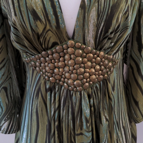 Beaded Waist Detail Top - Picture 4 of 8